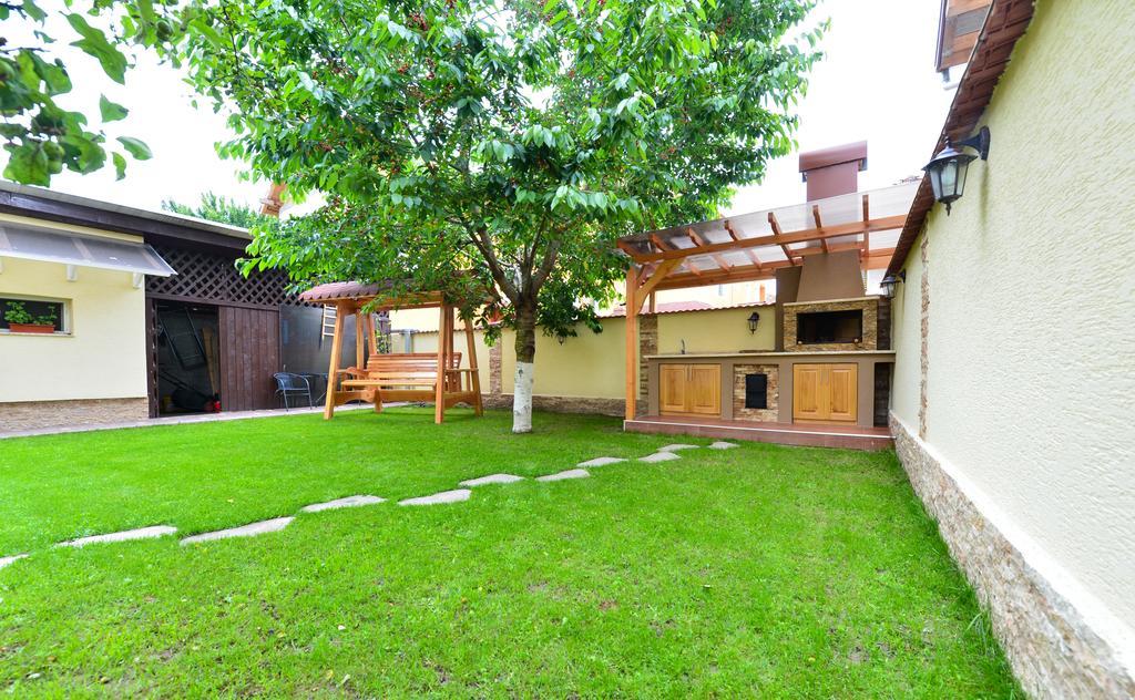 Hotel Casa Vio Haţeg Esterno foto